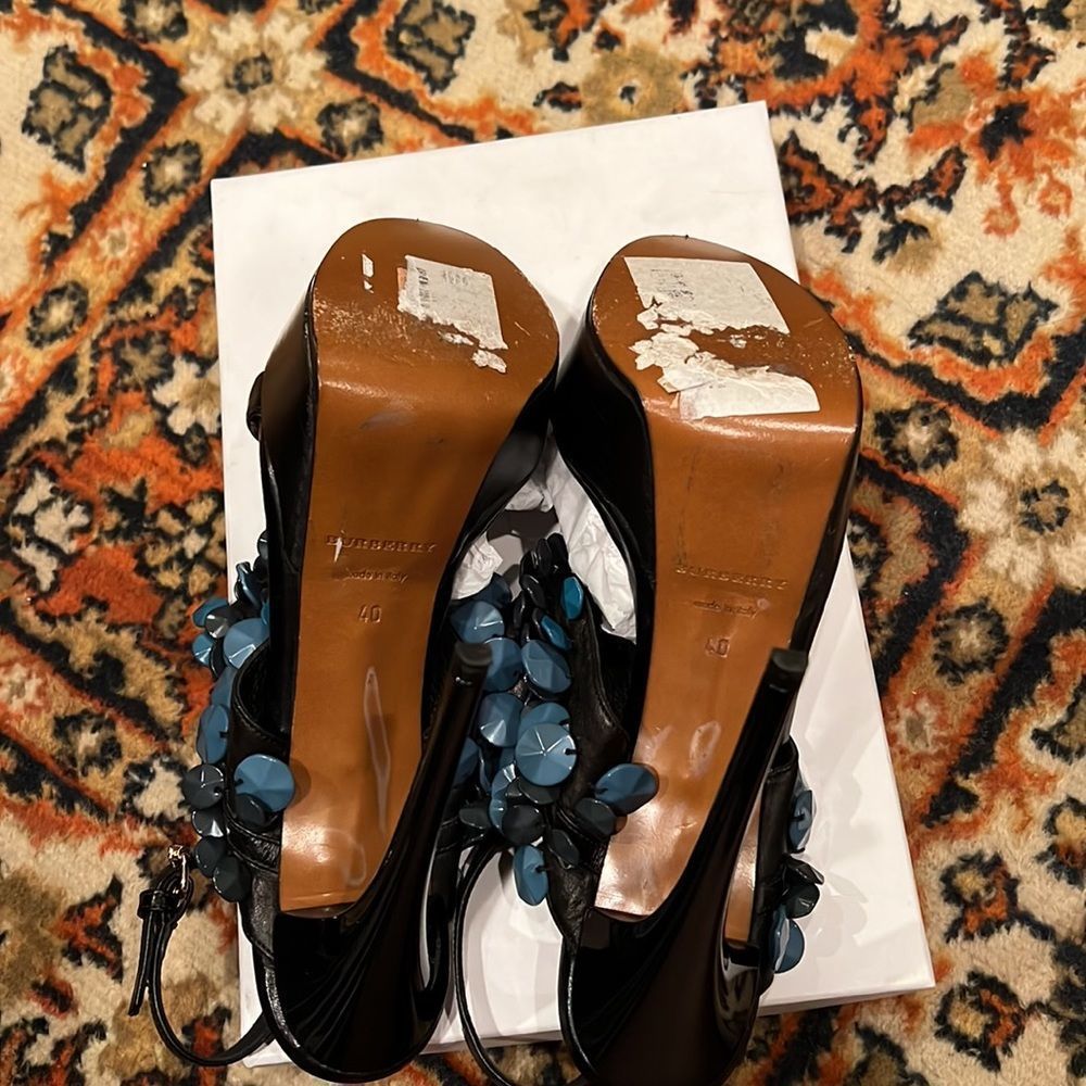 Burberry Shoes Heels - Picture 5 of 12